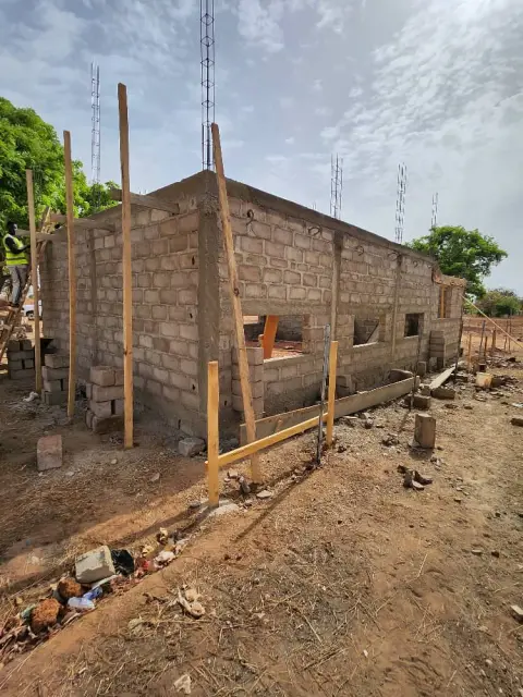 Concrete block masonry building – photo 9