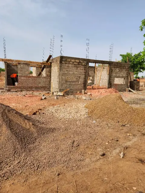 Concrete block masonry building – photo 23