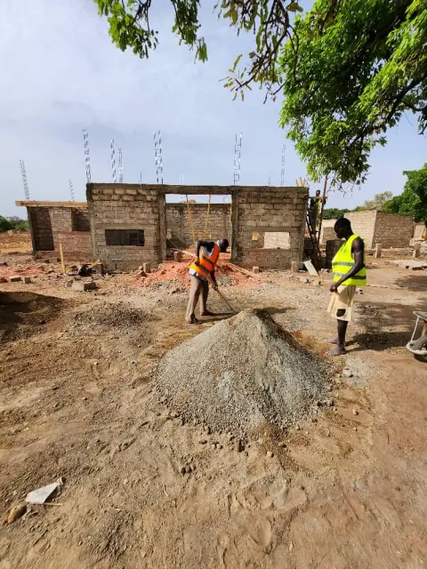 Concrete block masonry building – photo 3