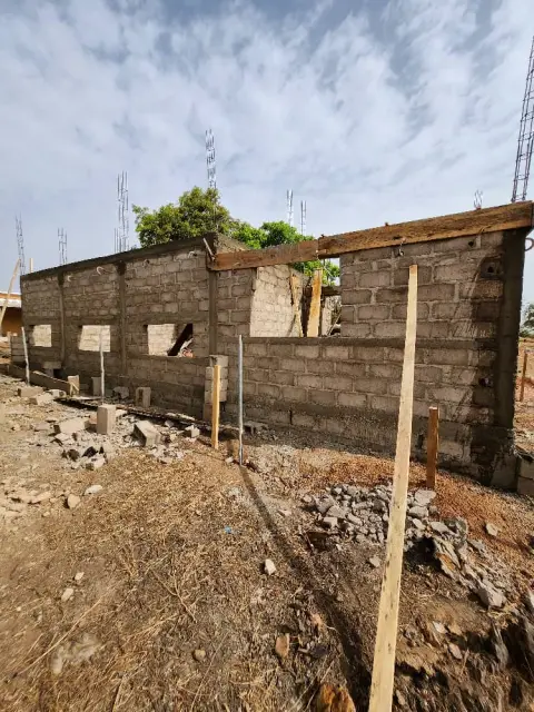 Concrete block masonry building – photo 12