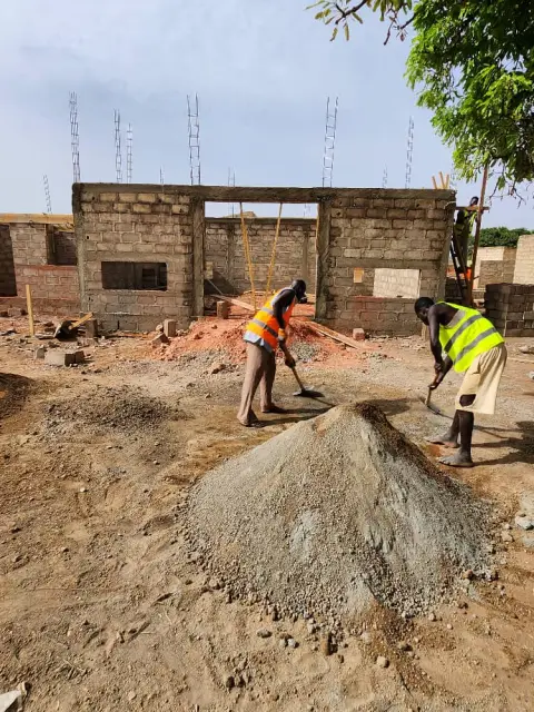 Concrete block masonry building – photo 2